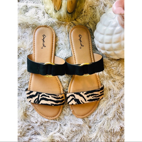 NEW Tiger Sandals - Picture 2 of 6